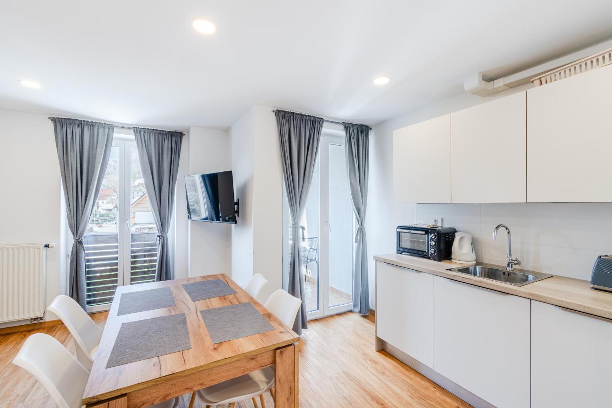 Apartments Skok With Rafting And Free Parking โบเว็ก ห้อง รูปภาพ