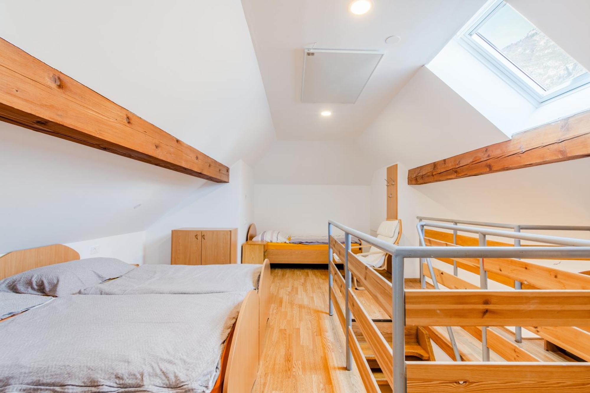 Apartments Skok With Rafting And Free Parking โบเว็ก ภายนอก รูปภาพ